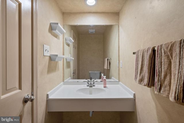 19715 GREENSIDE TER, Montgomery Village, MD 20886