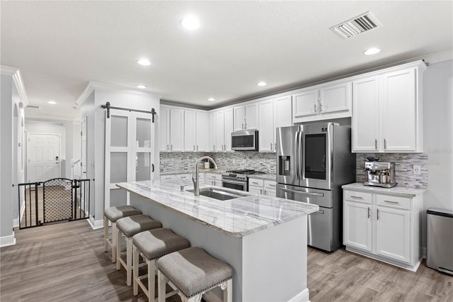 16018 LONEOAK VIEW DRIVE, Lithia, FL 33547