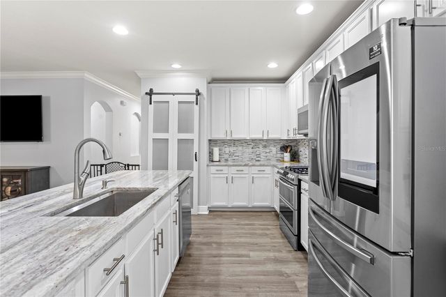 16018 LONEOAK VIEW DRIVE, Lithia, FL 33547