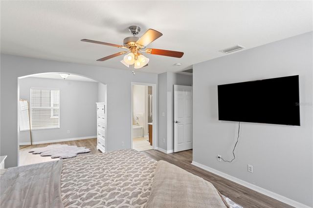 16018 LONEOAK VIEW DRIVE, Lithia, FL 33547