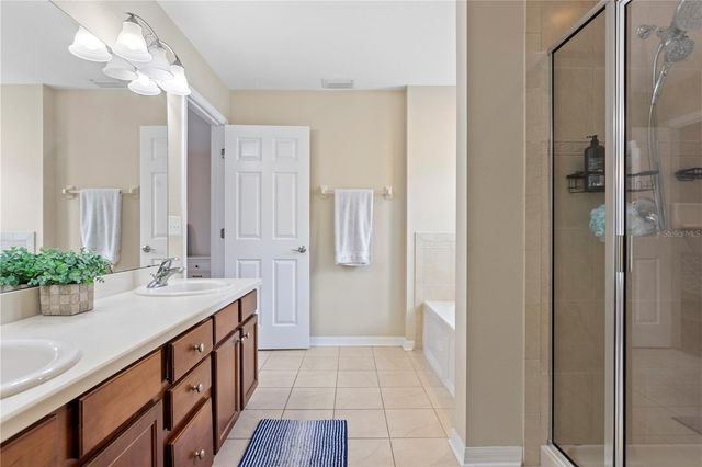 16018 LONEOAK VIEW DRIVE, Lithia, FL 33547