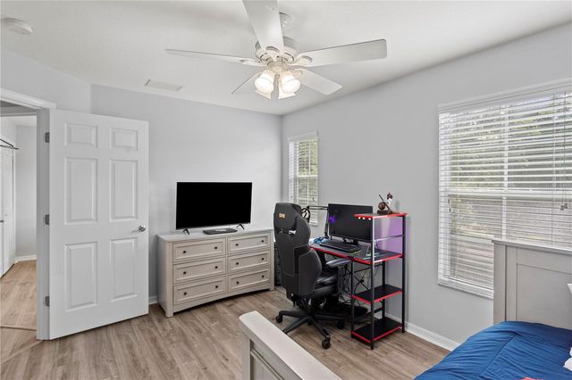 16018 LONEOAK VIEW DRIVE, Lithia, FL 33547