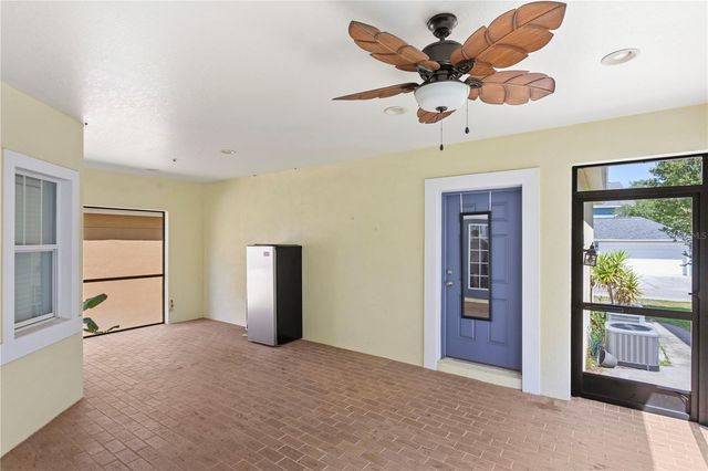 16018 LONEOAK VIEW DRIVE, Lithia, FL 33547