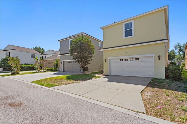 16018 LONEOAK VIEW DRIVE, Lithia, FL 33547