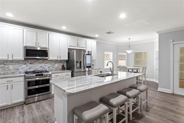 16018 LONEOAK VIEW DRIVE, Lithia, FL 33547