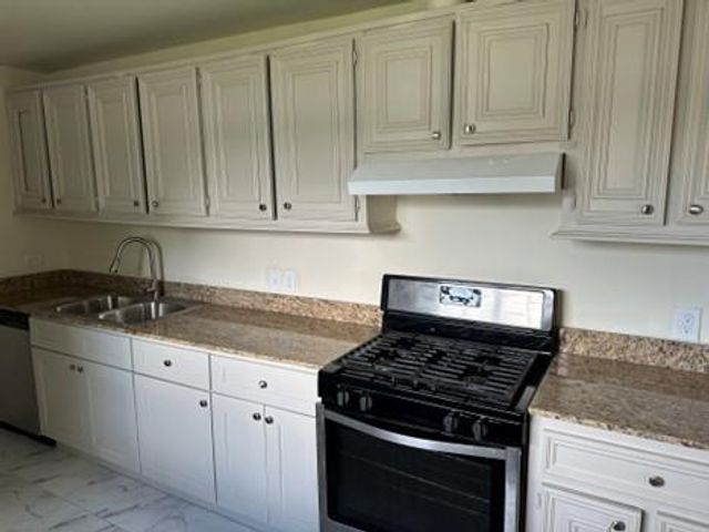 2318 Kingsdale Drive, Deer Park, TX 77536