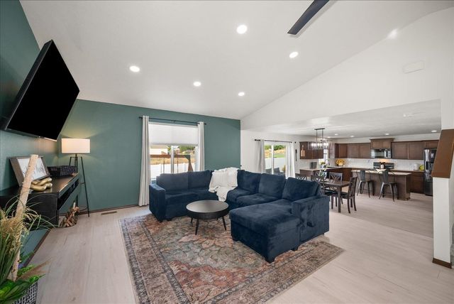 427 N Calvin Ln, Spokane Valley, WA 99216