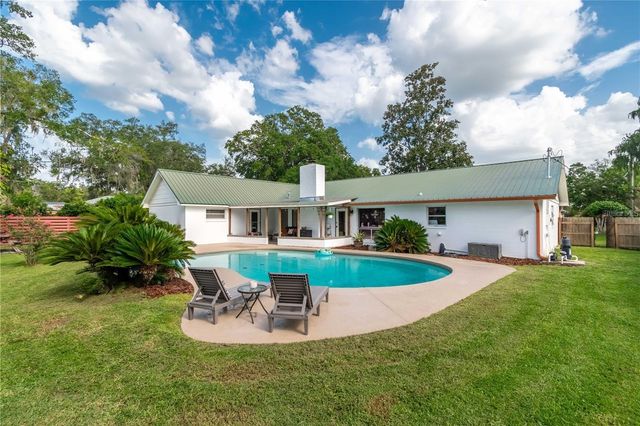 2135 NE 8TH STREET, Ocala, FL 34470