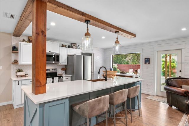 2135 NE 8TH STREET, Ocala, FL 34470