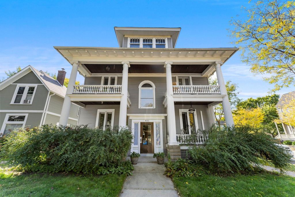 816 Hague Avenue 3, Saint Paul, MN 55104 — exterior
