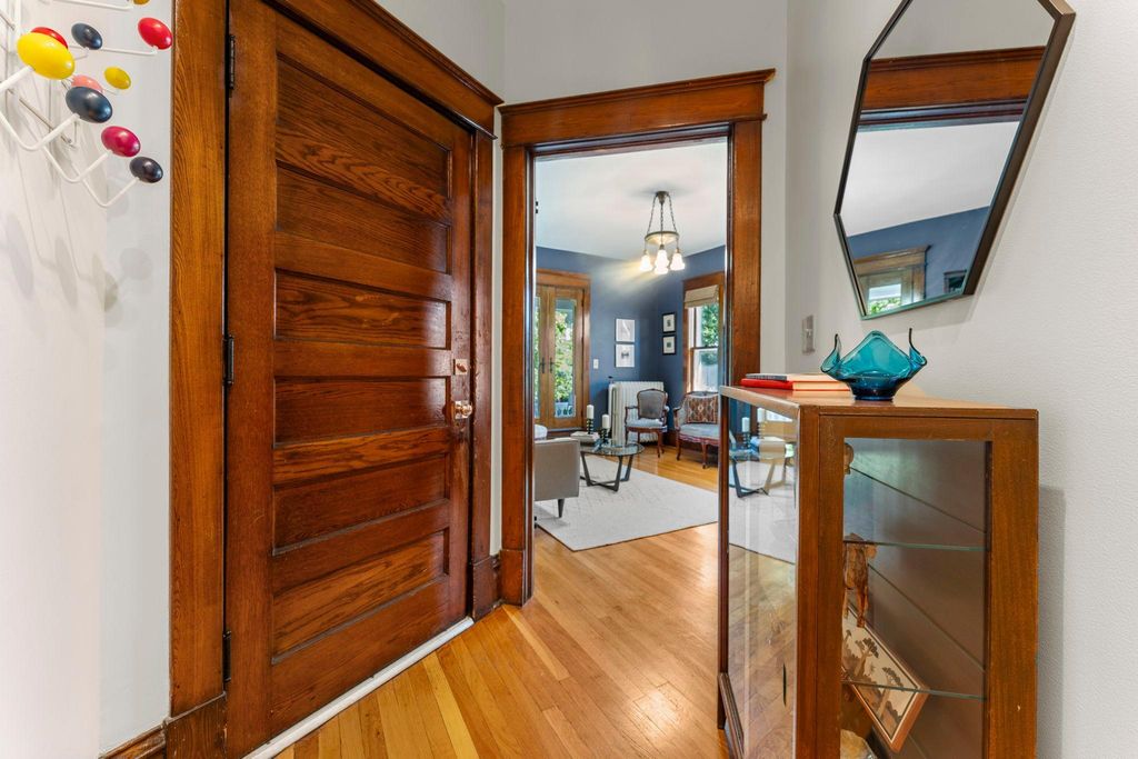 816 Hague Avenue 3, Saint Paul, MN 55104 — photo 5