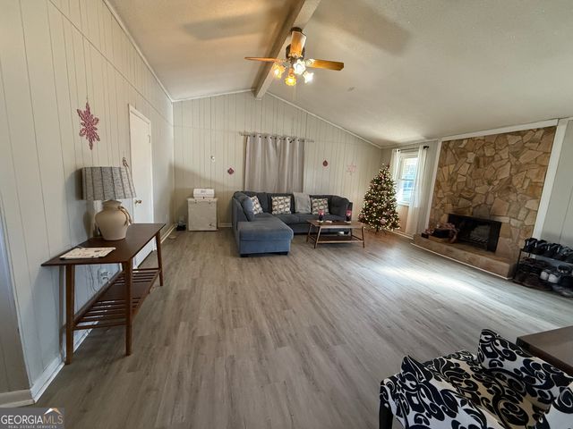 102 Hemlock Street, Warner Robins, GA 31093