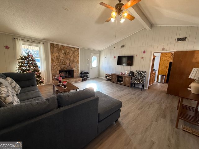 102 Hemlock Street, Warner Robins, GA 31093