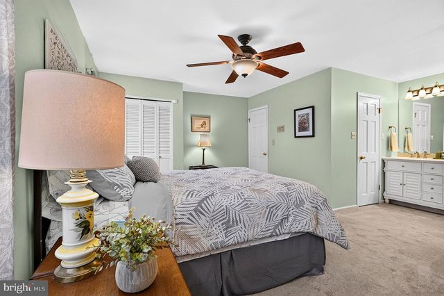 140 PLAINSBORO RD, Cranbury, NJ 08512