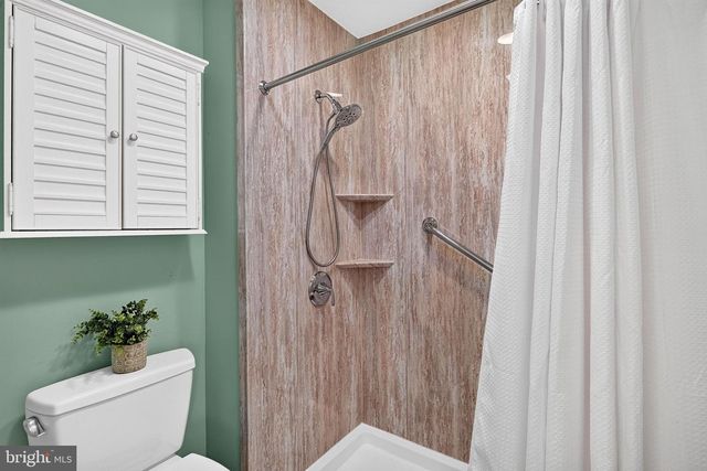 140 PLAINSBORO RD, Cranbury, NJ 08512