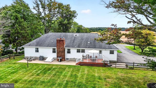 140 PLAINSBORO RD, Cranbury, NJ 08512