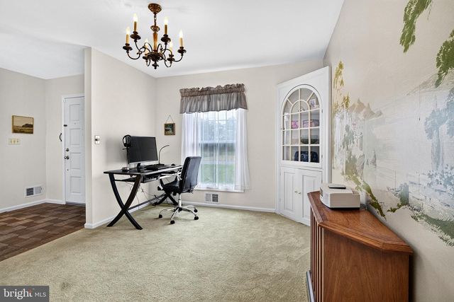 140 PLAINSBORO RD, Cranbury, NJ 08512