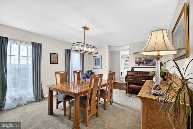 140 PLAINSBORO RD, Cranbury, NJ 08512