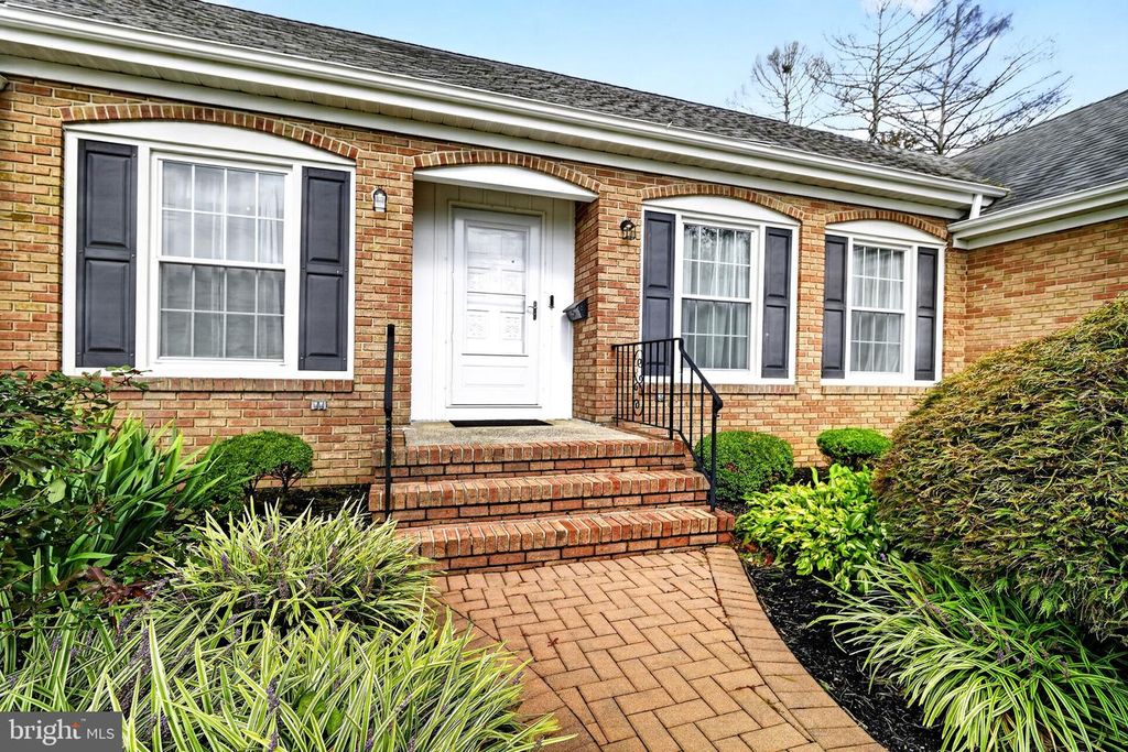 140 PLAINSBORO RD, CRANBURY, NJ 08512 — photo 3