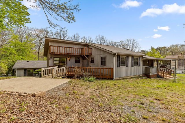 429 St Simon Trail, Signal Mountain, TN 37377