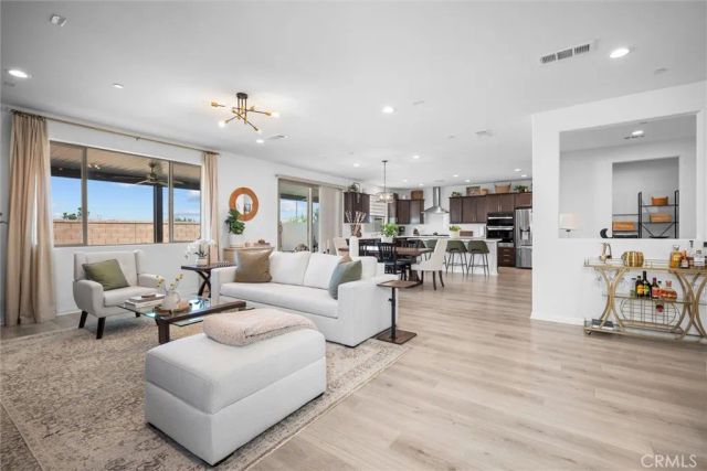 25330 Summer Creek Drive, Menifee, CA 92586