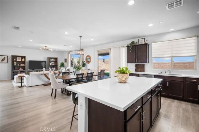 25330 Summer Creek Drive, Menifee, CA 92586