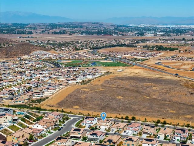 25330 Summer Creek Drive, Menifee, CA 92586