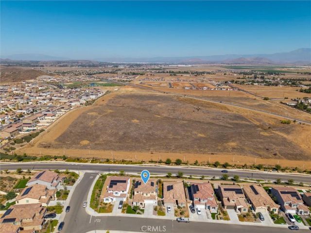 25330 Summer Creek Drive, Menifee, CA 92586