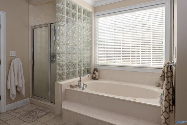 1252 Canoe Creek Road, Rainbow City, AL 35906