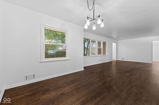 1532 Weslow Court, Anderson, IN 46011