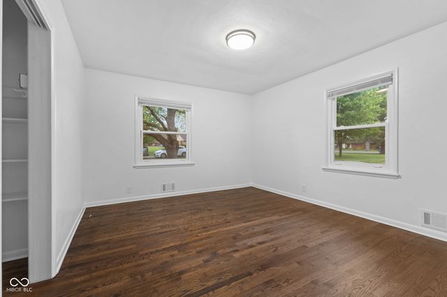 1532 Weslow Court, Anderson, IN 46011