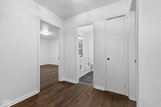 1532 Weslow Court, Anderson, IN 46011