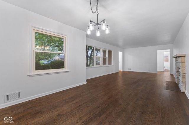 1532 Weslow Court, Anderson, IN 46011