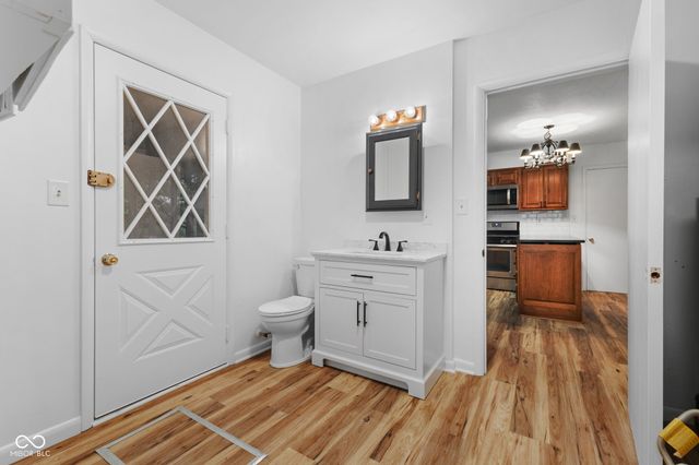 1532 Weslow Court, Anderson, IN 46011