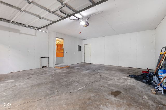 1532 Weslow Court, Anderson, IN 46011