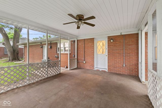 1532 Weslow Court, Anderson, IN 46011