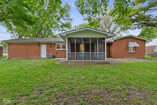 1532 Weslow Court, Anderson, IN 46011