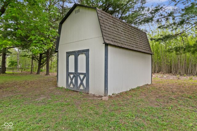1532 Weslow Court, Anderson, IN 46011