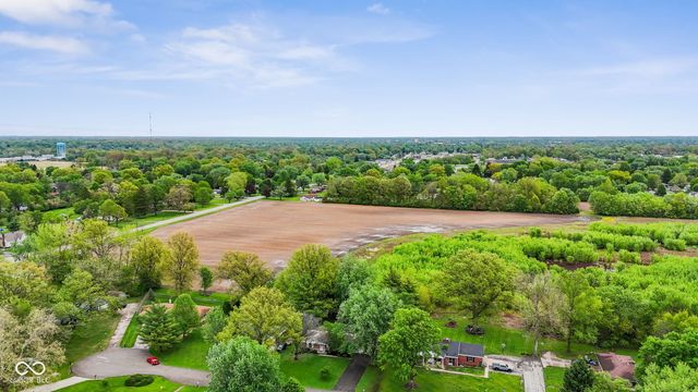 1532 Weslow Court, Anderson, IN 46011