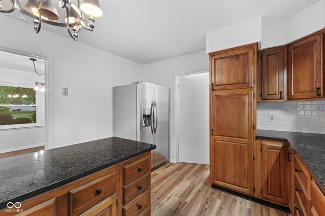 1532 Weslow Court, Anderson, IN 46011