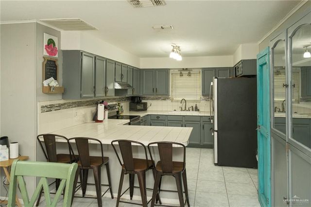 1200 Willow Street, La Feria, TX 78559