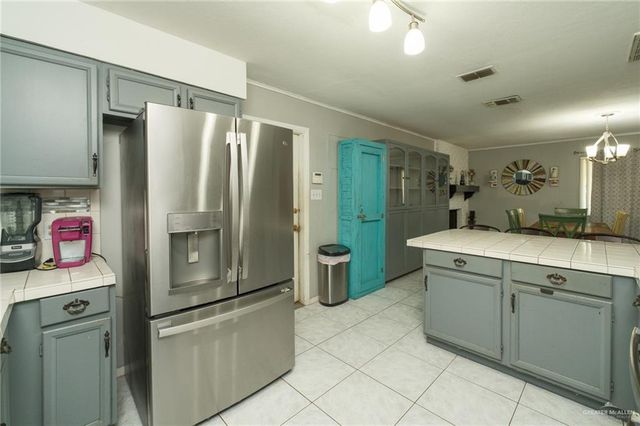 1200 Willow Street, La Feria, TX 78559