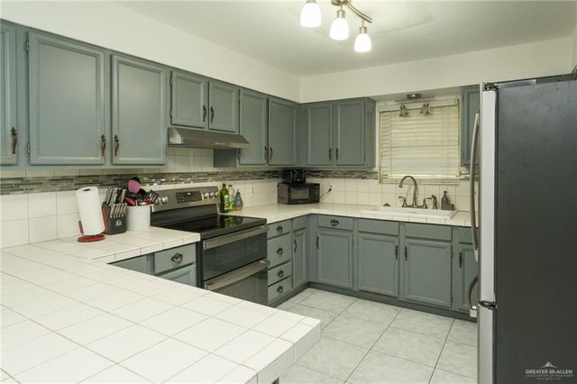 1200 Willow Street, La Feria, TX 78559