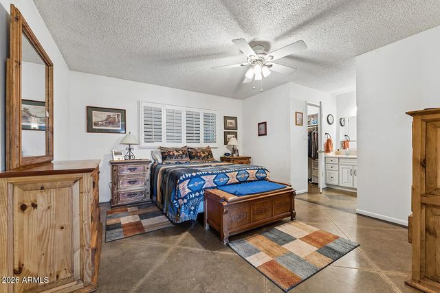 4701 W GREENWAY Road, Glendale, AZ 85306