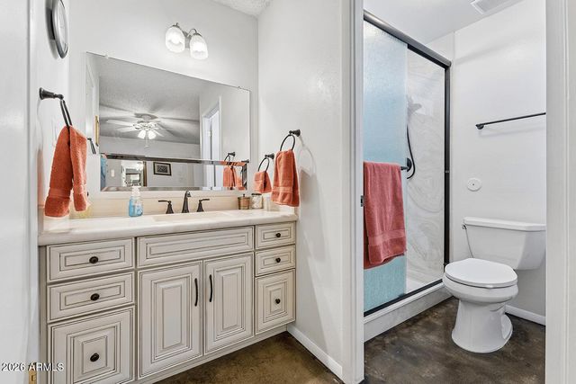 4701 W GREENWAY Road, Glendale, AZ 85306