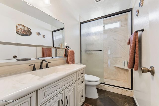 4701 W GREENWAY Road, Glendale, AZ 85306