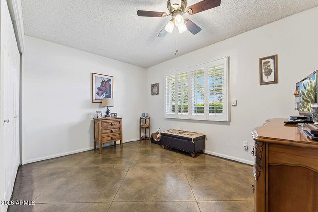 4701 W GREENWAY Road, Glendale, AZ 85306