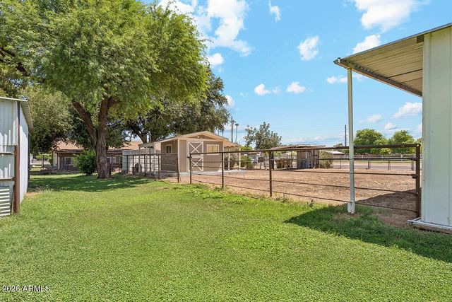 4701 W GREENWAY Road, Glendale, AZ 85306