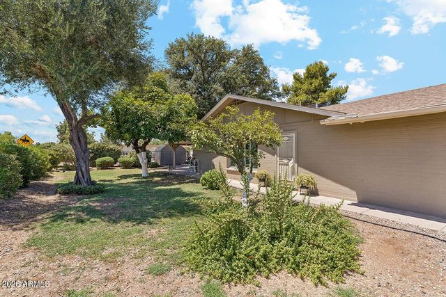 4701 W GREENWAY Road, Glendale, AZ 85306