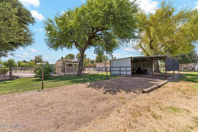4701 W GREENWAY Road, Glendale, AZ 85306